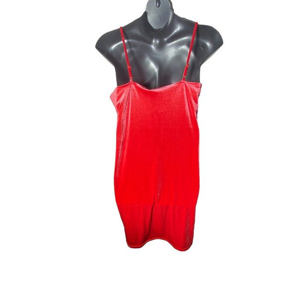 Emma & Posh Red Velvet Sz 3X Adjustable Strap Bodycon Dress Metal Detail NWT - Picture 2 of 10